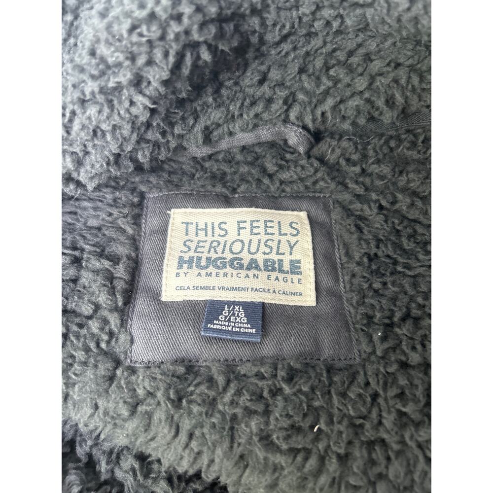 American Eagle "This Feels Seriously Huggable" Zip-Up Sherpa Jacket Black L/XL - Picture 4 of 5